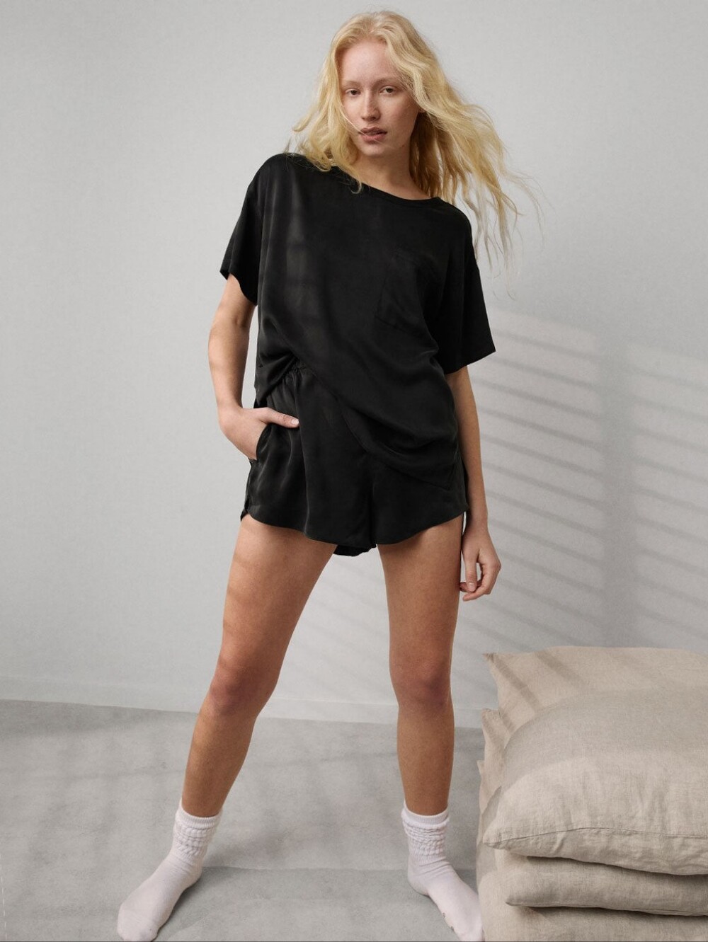 LUNYA Top - Picture 3 of 12
